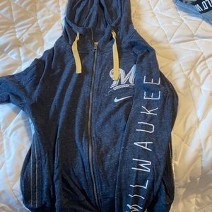 milwaukee nike zip up